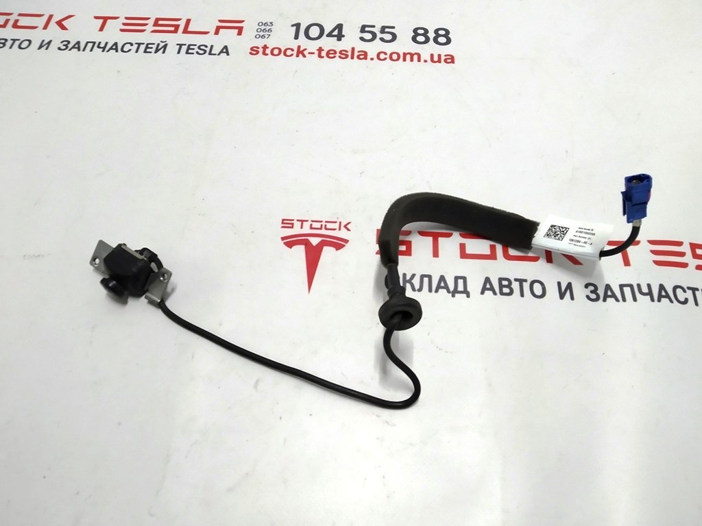 1 1061269-00-Z Kamera cofania (uszkodzona) Tesla model XS REST 1061269-00-D